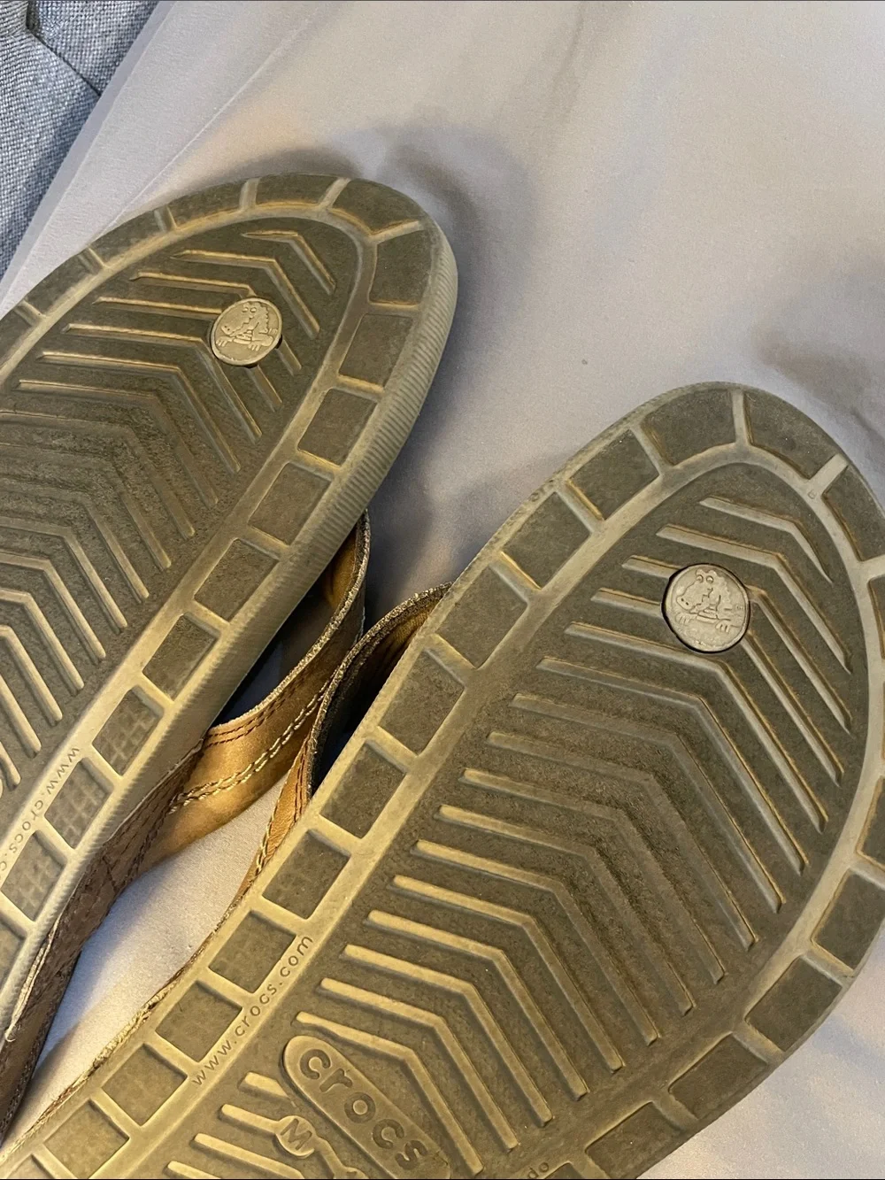 Croc flip flops Men’s size 12